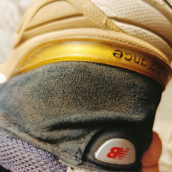 NEW BALANCE 900v4 sneakers - Picture 8 of 15